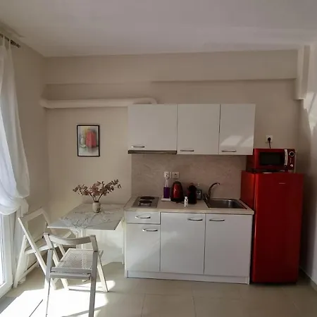 Apartment Sofias House At Place By The Sea Hanioti