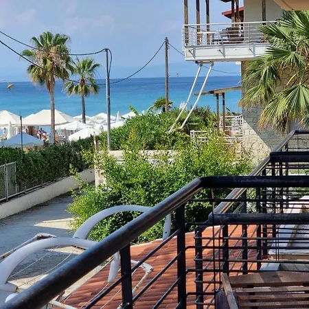 Apartment Sofias House At Place By The Sea